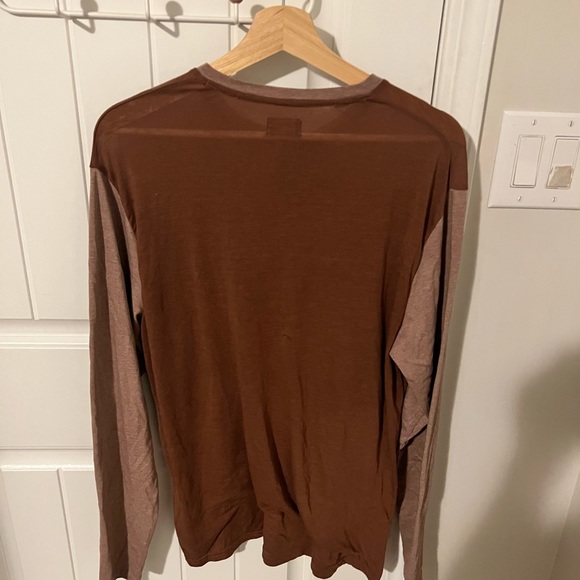 Buffalo Demin Men’s Long Sleeve Quarter Button Top | Size: Medium | Colour: Red - Picture 2 of 4